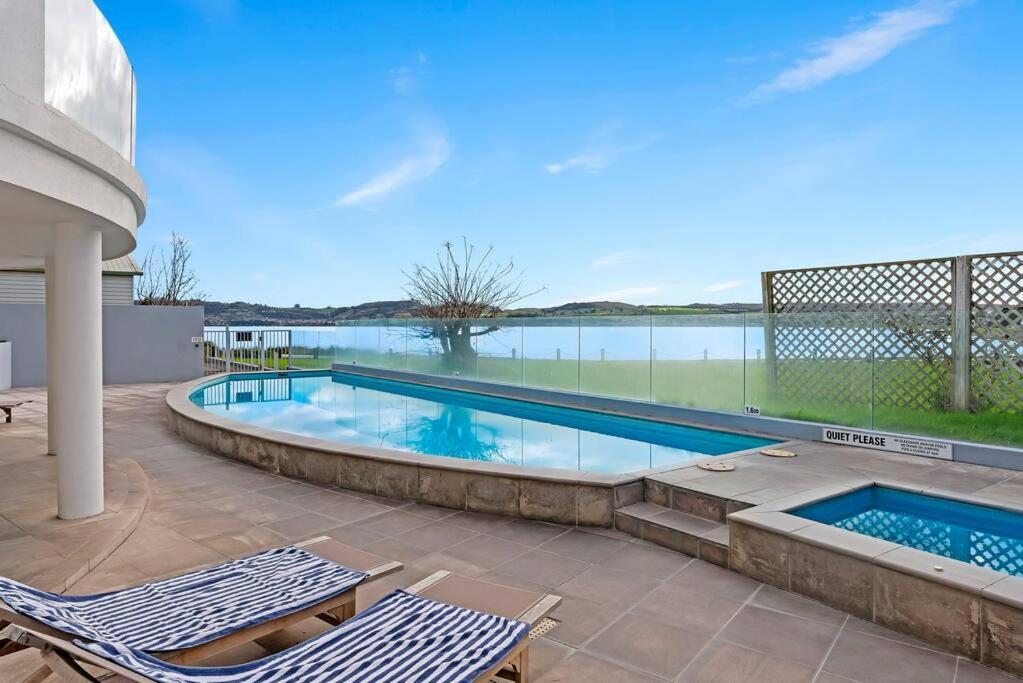 Waimahana - Luxury By The Lake Lago Lago Taupo Esterno foto